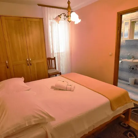 Granum Apartament Biograd Na Moru